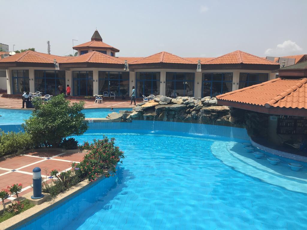 La Palm Royal Beach Hotel Accra Extérieur photo